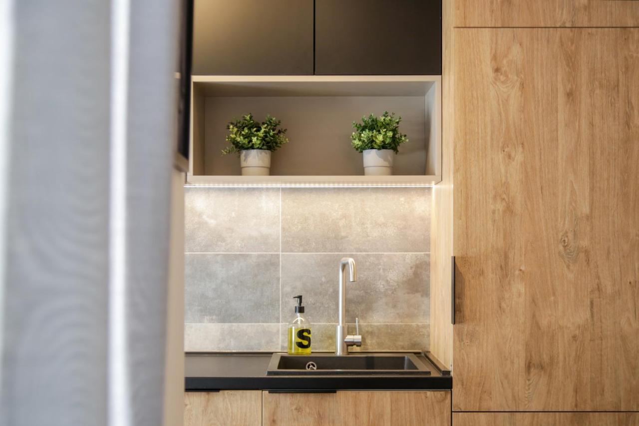 Supernova Deluxe Residence Novi Sad Buitenkant foto