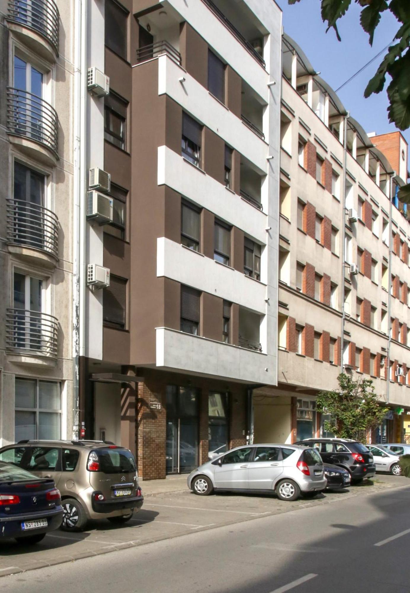 Supernova Deluxe Residence Novi Sad Buitenkant foto