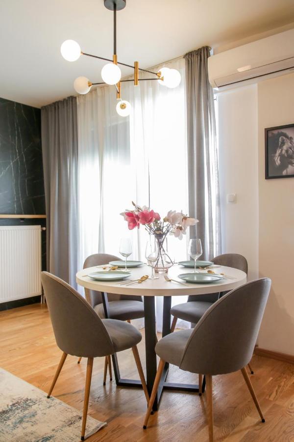 Supernova Deluxe Residence Novi Sad Buitenkant foto